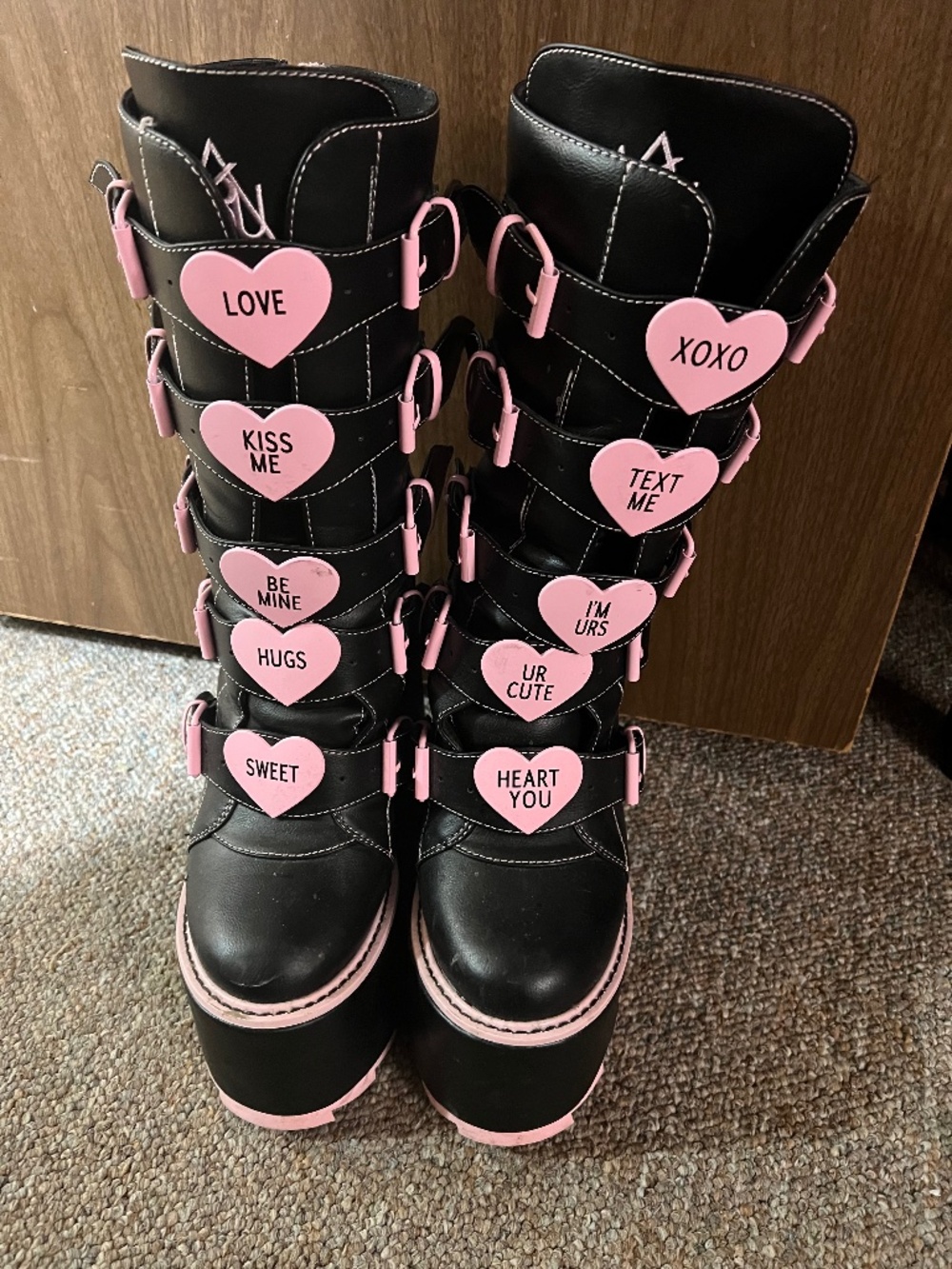 Valentine Heart platforms
